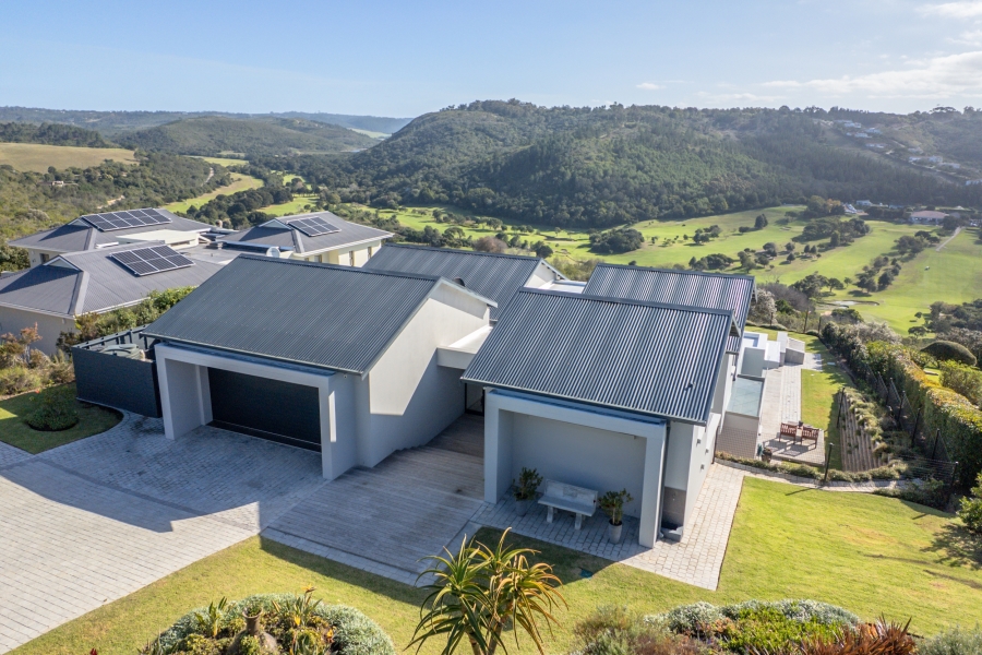 4 Bedroom Property for Sale in Brackenridge Western Cape